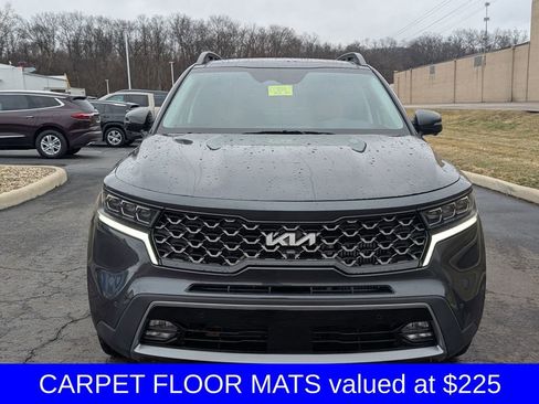 Used 2023 Kia Sorento SX Prestige image 2