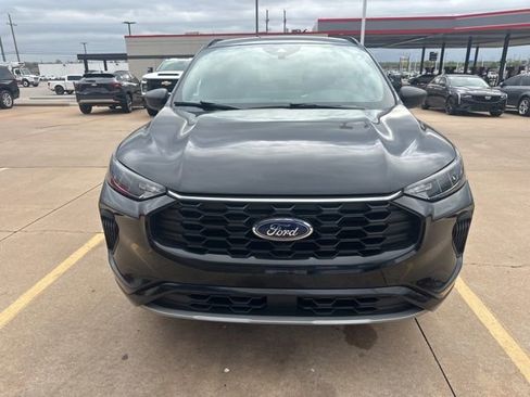 Used 2024 Ford Escape ST-Line w/ Tech Pack #1 image 2