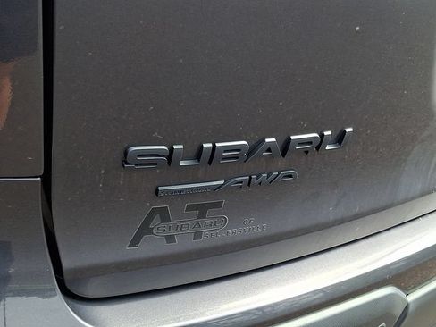 Used 2023 Subaru Ascent Onyx Edition AWD/4WD image 5