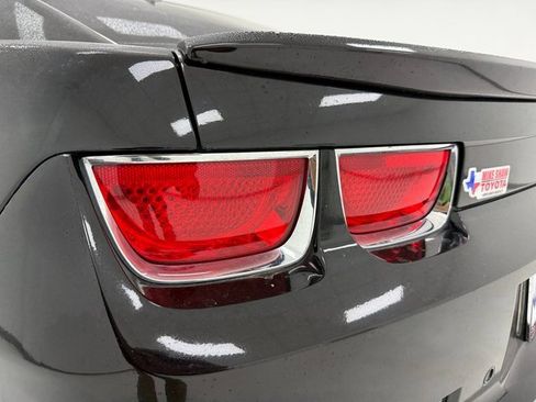 Used 2011 Chevrolet Camaro SS image 36