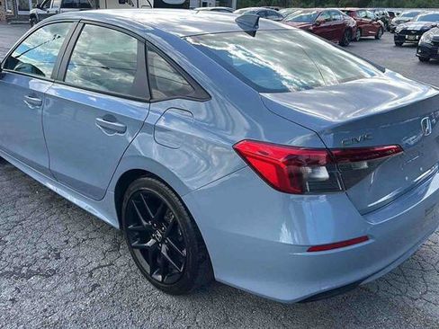 Used 2023 Honda Civic Sport image 7