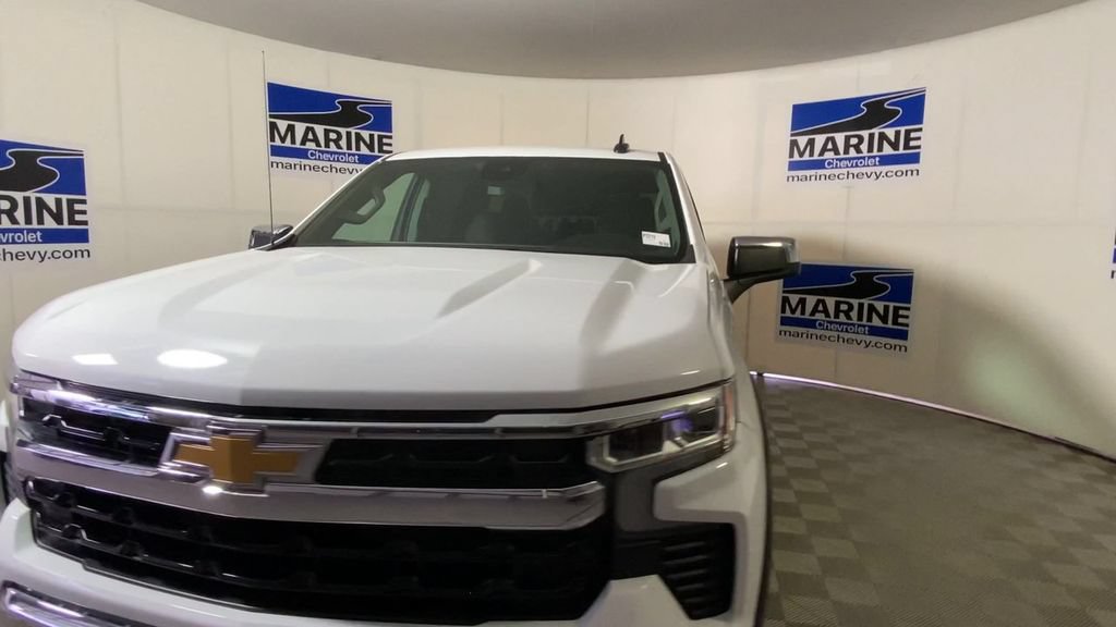 Used 2024 Chevrolet Silverado 1500 LT w/ Protection Package AWD/4WD image 5