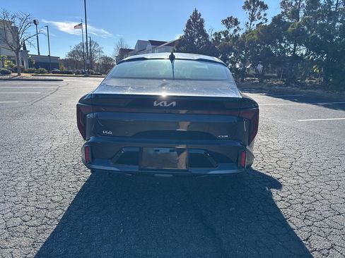 New 2025 Kia K4 GT-Line Turbo image 4