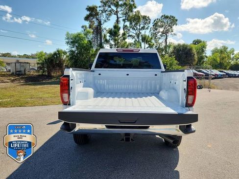New 2026 GMC Sierra 2500 Pro w/ 1SA Pro Safety Plus Package AWD/4WD image 5