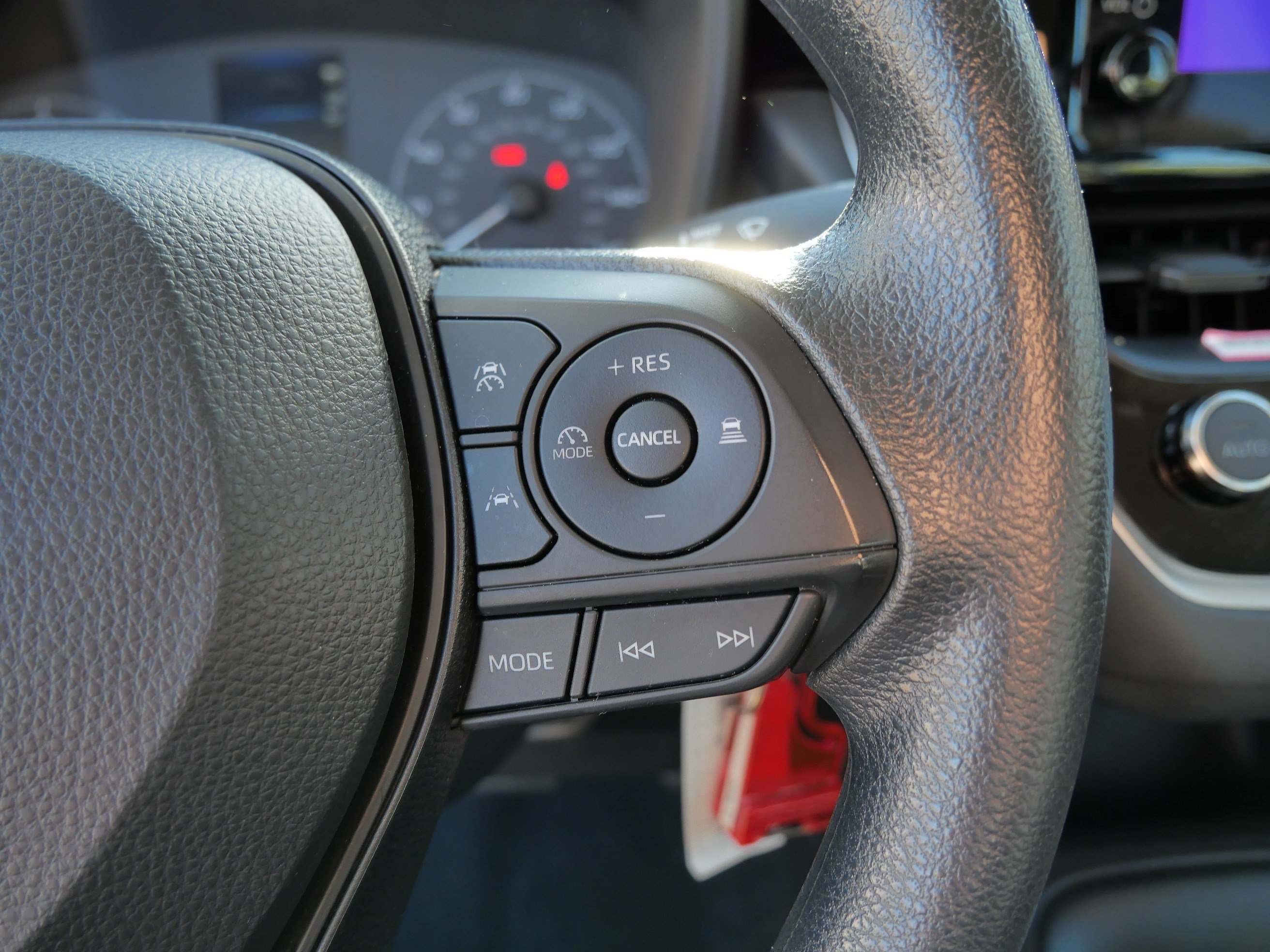 Certified 2024 Toyota Corolla LE FWD image 30