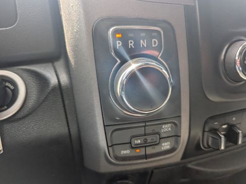 Used 2017 RAM 1500 Express AWD/4WD image 26