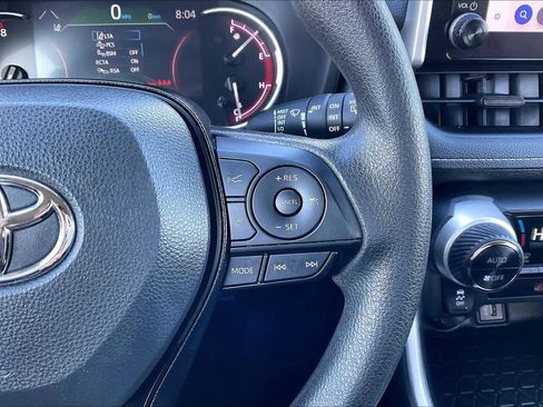 Used 2024 Toyota RAV4 XLE image 23