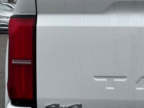 Used 2025 Toyota Tacoma SR5 image 46