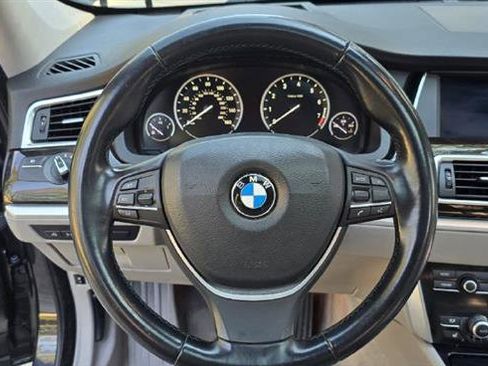 Used 2012 BMW 550i Gran Turismo 550i w/ Driver Assistance Pkg image 9