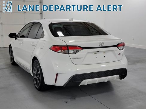 Used 2020 Toyota Corolla SE FWD image 6