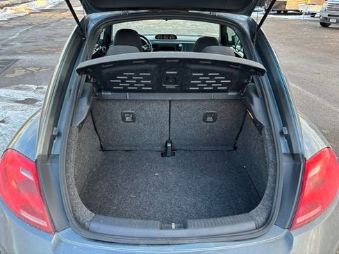 Used 2012 Volkswagen Beetle 2.0T image 16