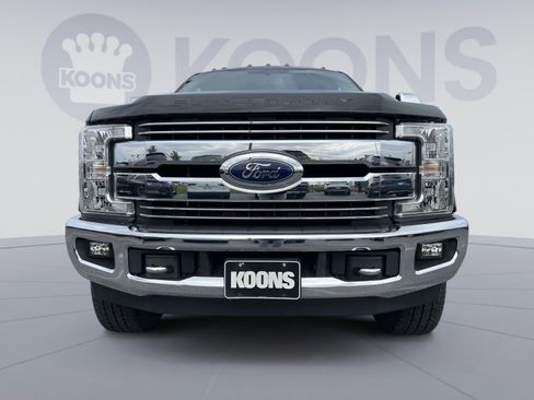 Used 2018 Ford F250 Lariat w/ Chrome Package image 11