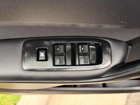 Used 2019 Ford Ranger XLT w/ Equipment Group 302A Luxury AWD/4WD image 16