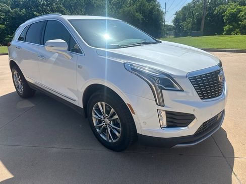 Used 2021 Cadillac XT5 Premium Luxury AWD/4WD image 7