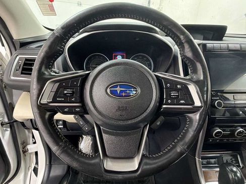 Used 2019 Subaru Ascent Touring AWD/4WD image 16