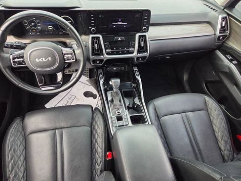 Used 2022 Kia Sorento SX Prestige image 9