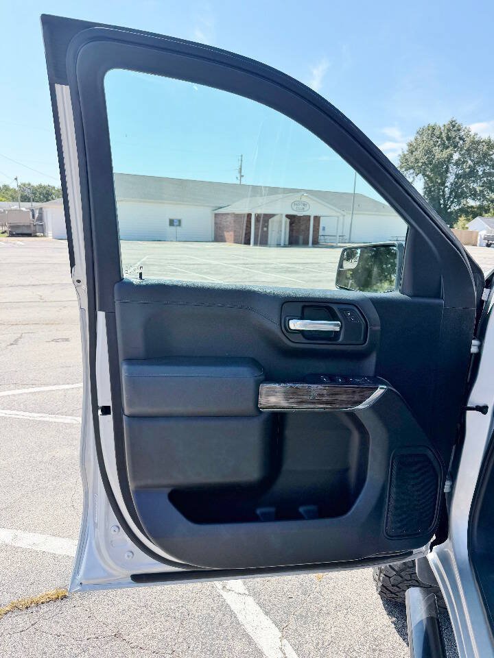 Used 2020 Chevrolet Silverado 1500 LT w/ Trailering Package AWD/4WD image 9
