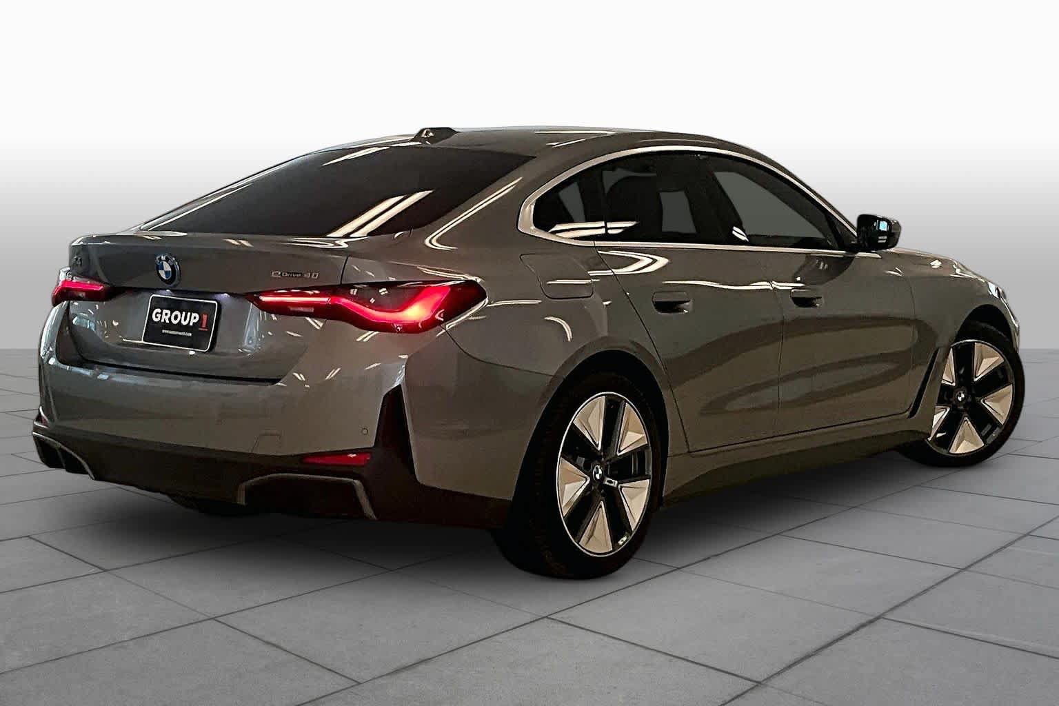 Used 2025 BMW i4 eDrive40 w/ Premium Package RWD image 12