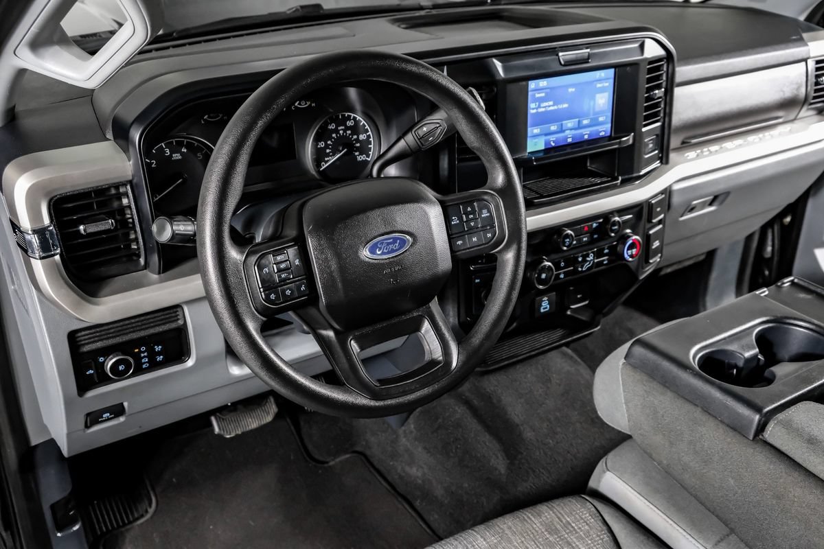 Used 2025 Ford F250 XLT AWD/4WD image 16