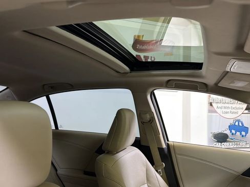 Used 2016 Honda Accord Touring image 19