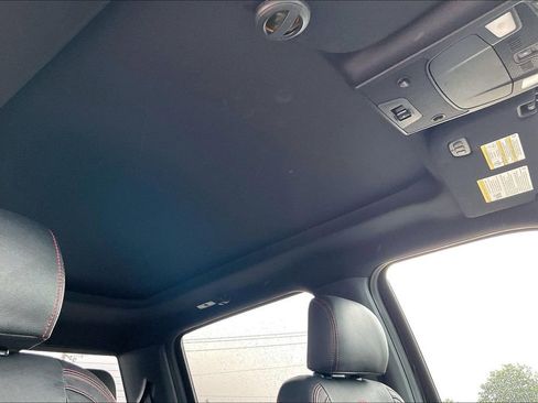 Used 2019 Ford F150 Lariat w/ Equipment Group 502A Luxury AWD/4WD image 28