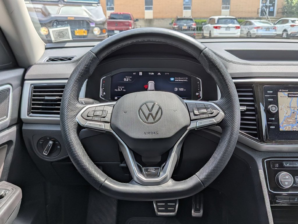 Used 2023 Volkswagen Atlas SEL R-Line AWD/4WD image 17