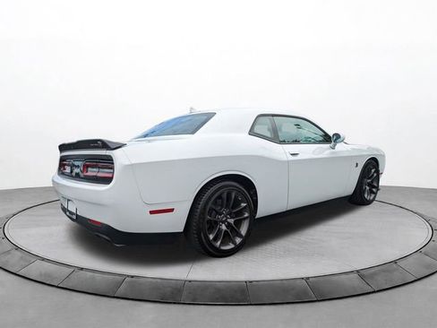 Used 2023 Dodge Challenger R/T Scat Pack RWD image 4
