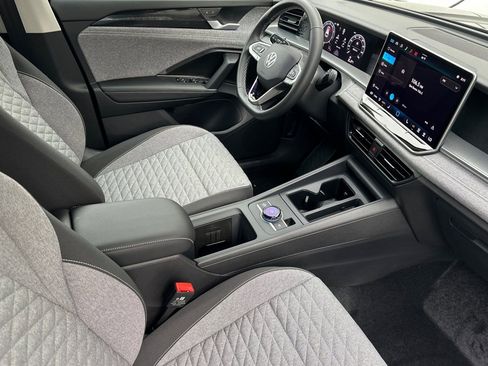New 2026 Volkswagen Tiguan S FWD image 14