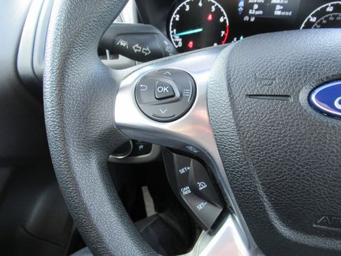 Used 2020 Ford Transit Connect XLT image 16