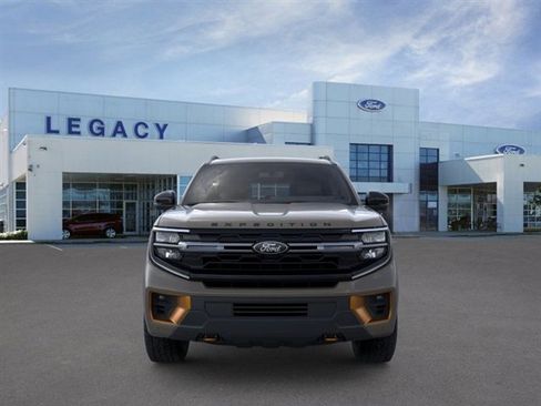 New 2026 Ford Expedition Tremor image 6