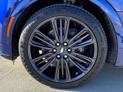 New 2026 Cadillac Lyriq V image 13