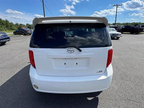 Used 2008 Scion xB FWD image 15