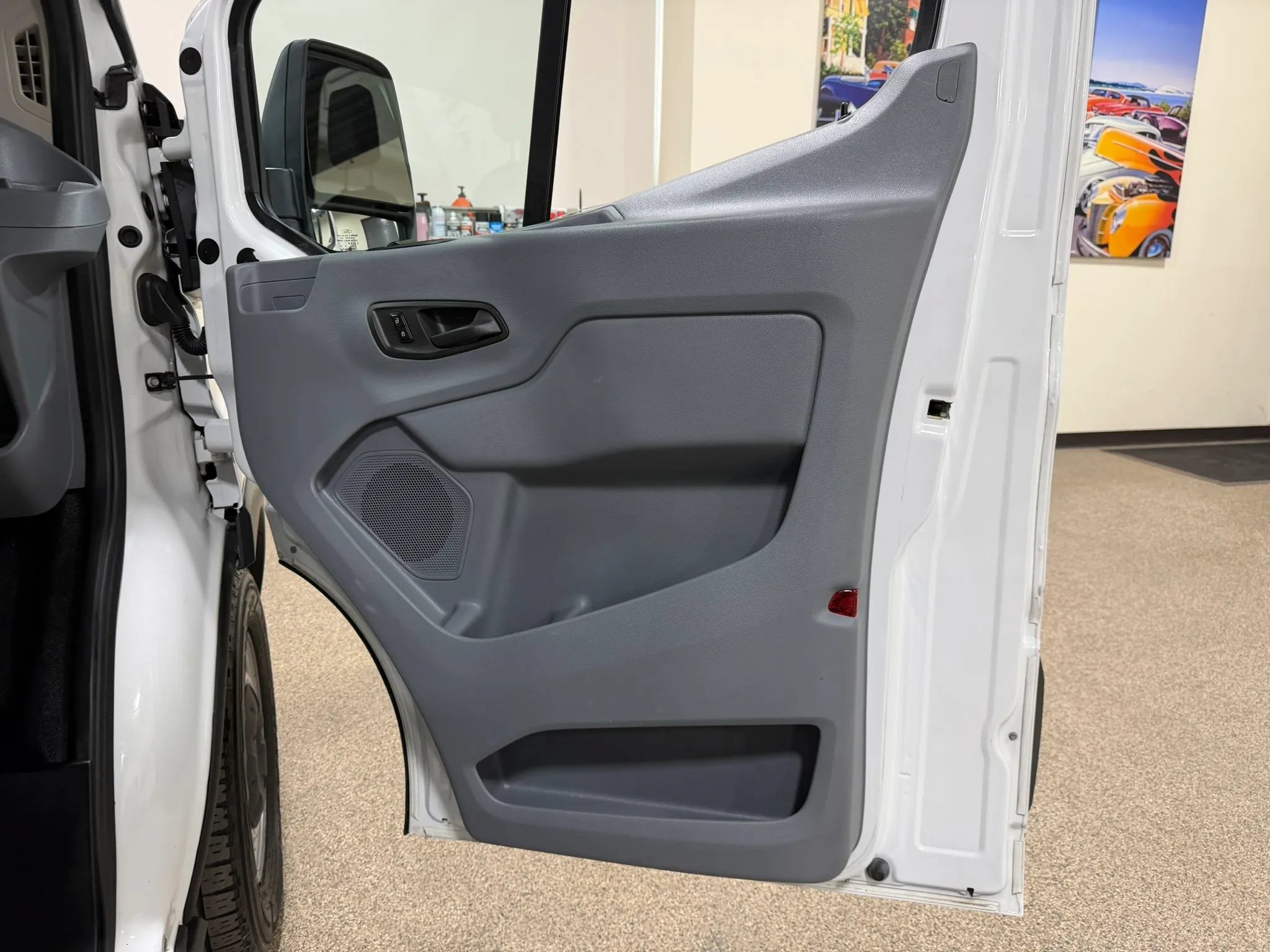 Used 2015 Ford Transit 350 XL RWD image 24