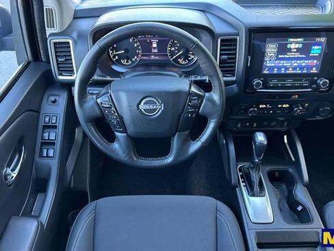Used 2023 Nissan Frontier SV w/ SV Convenience Package image 16