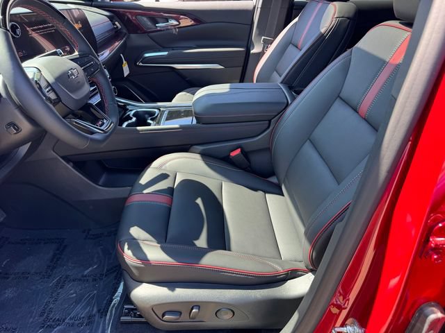 New 2027 Chevrolet Traverse RS w/ LPO, Floor Liner Package FWD image 14