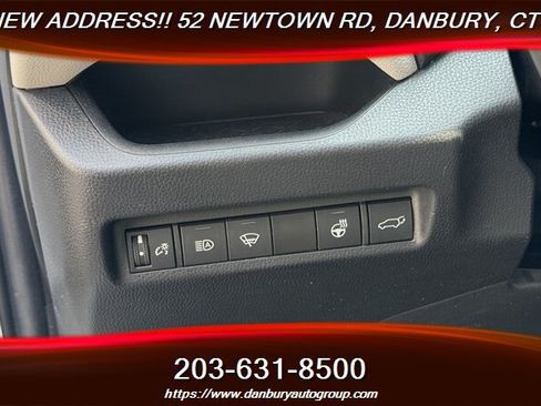 Used 2022 Toyota RAV4 XLE Premium FWD image 18