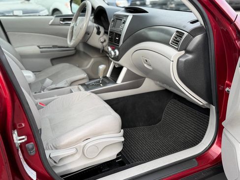 Used 2012 Subaru Forester 2.5X Limited image 41