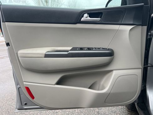 Used 2020 Kia Sportage LX w/ LX Popular Package image 10