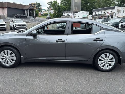 Certified 2025 Nissan Sentra S FWD image 4