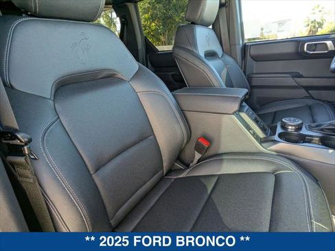 New 2025 Ford Bronco Badlands image 21