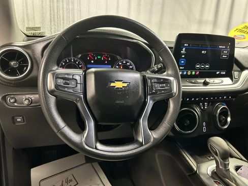 Used 2024 Chevrolet Blazer LT w/ Convenience Package image 15