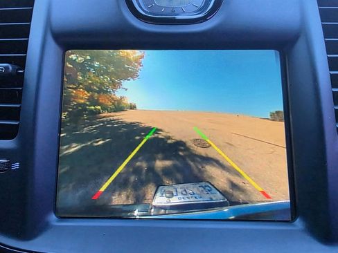 Used 2019 Chrysler 300 S image 24