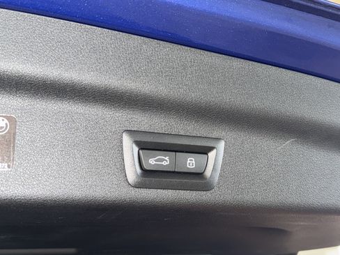 Used 2025 BMW X1 xDrive28i w/ Technology Package image 14