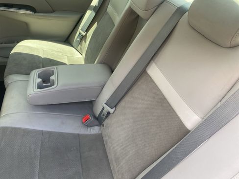 Used 2012 Toyota Camry XLE w/ Leather Pkg FWD image 19