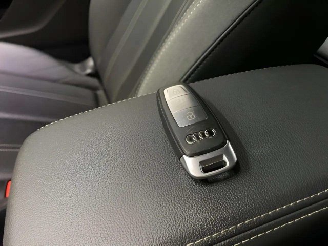 Used 2023 Audi Q4 e-tron Premium Plus RWD image 90