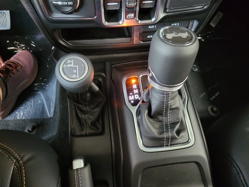 New 2025 Jeep Wrangler Unlimited Sahara AWD/4WD image 22