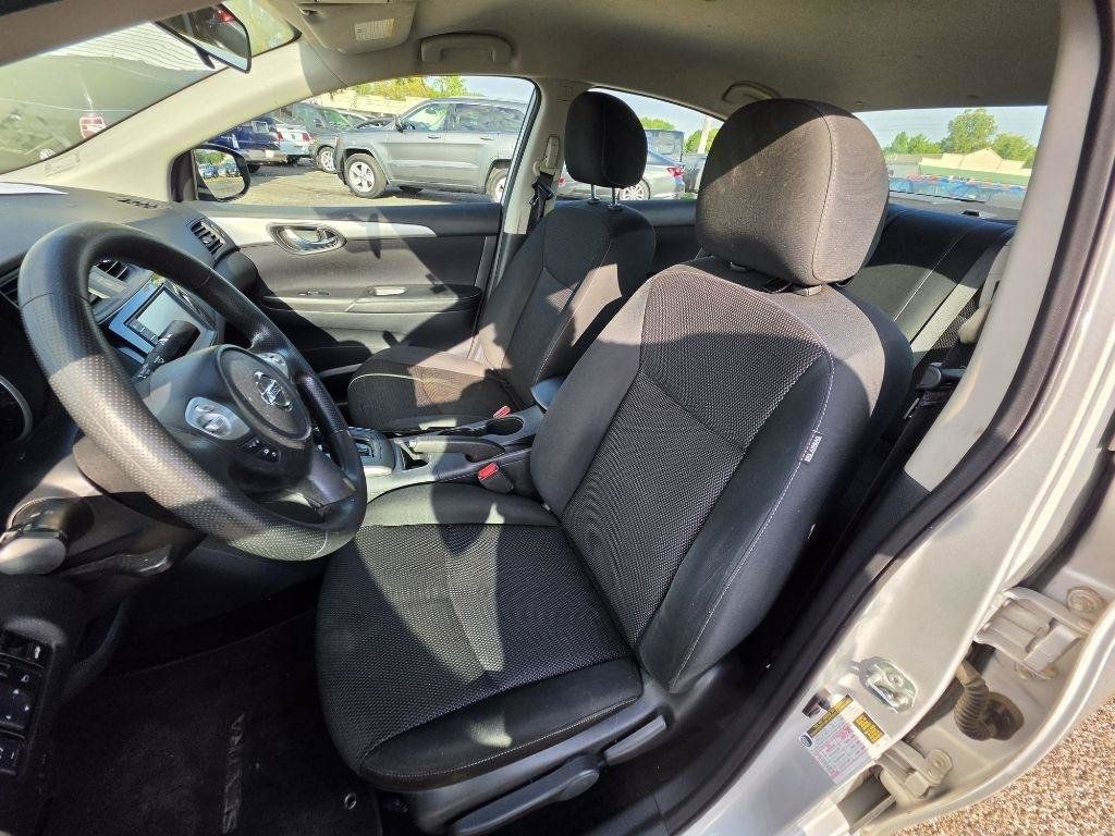 Used 2019 Nissan Sentra S FWD image 13