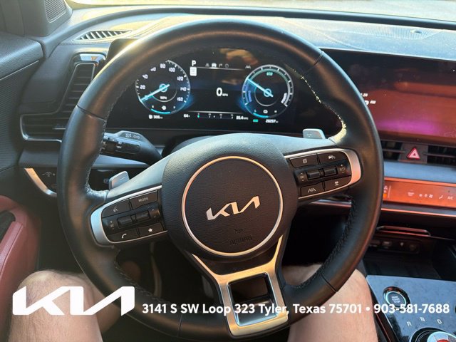 Certified 2025 Kia Sportage SX Prestige AWD/4WD image 18