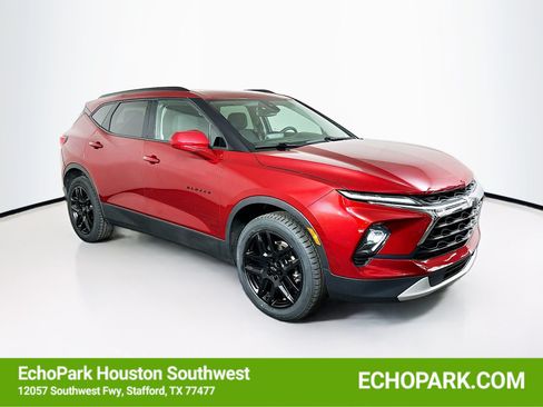 Used 2024 Chevrolet Blazer LT w/ Convenience Package FWD image 1