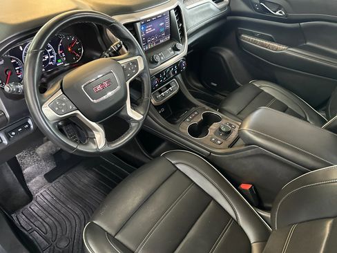Used 2023 GMC Acadia Denali FWD image 10
